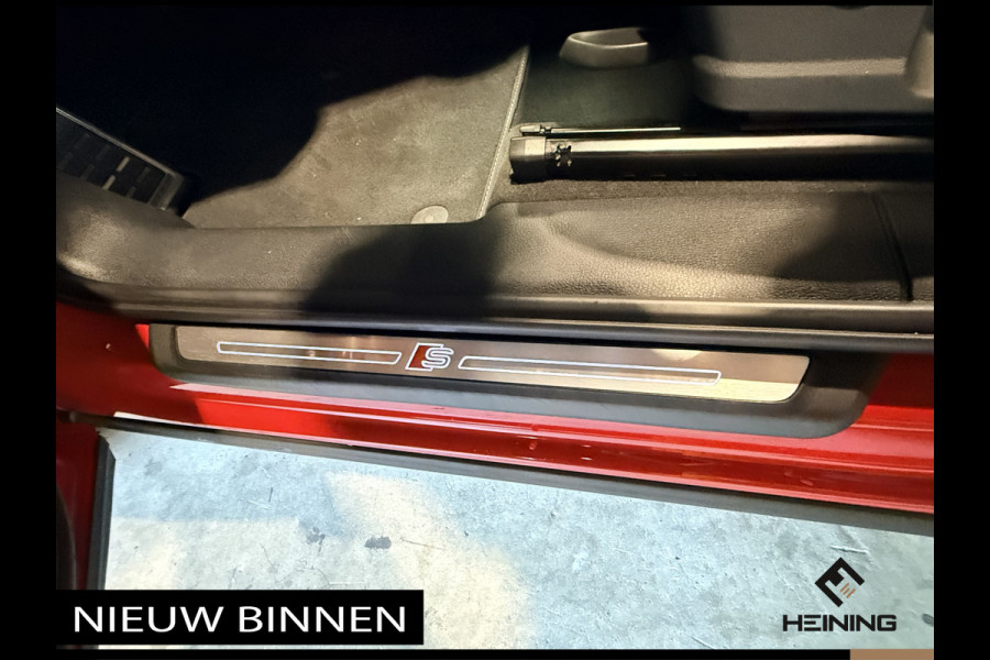 Audi Q3 45 TFSI e S edition. Pano. 2X S-Line. Apple-carplay. Blackline. 19 inch.