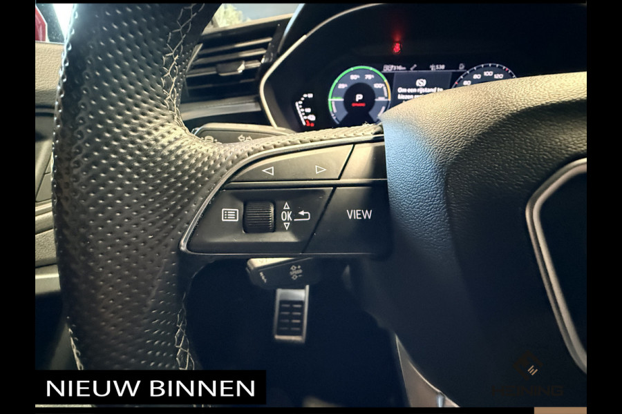 Audi Q3 45 TFSI e S edition. Pano. 2X S-Line. Apple-carplay. Blackline. 19 inch.