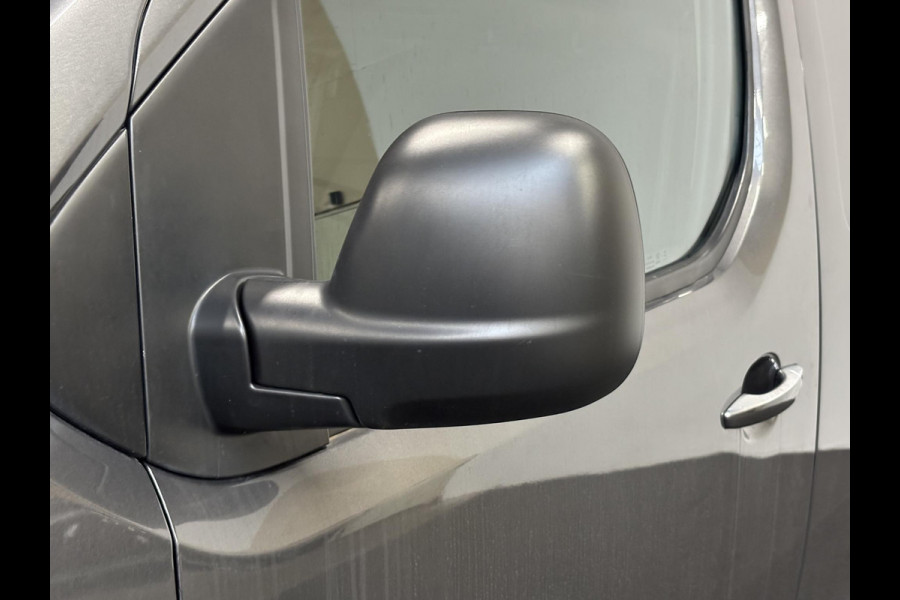 Opel Vivaro 2.0 BlueHDi 145PK S&S L3 Airco Navigatie Cruise Control Trekhaak