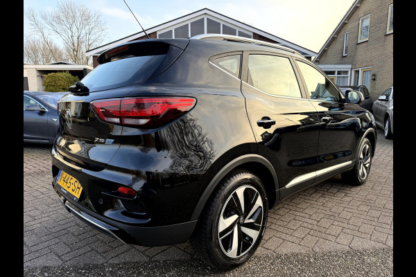 MG Mg zs ev EV Long Range Luxury 70 kWh SOH 92,4%, Panoramadak, Leer, 360 camera