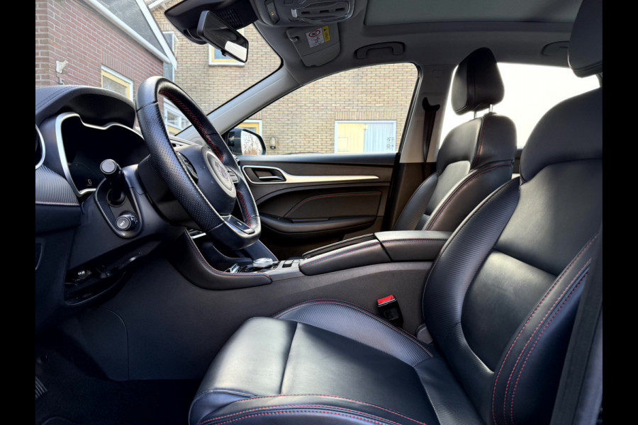 MG Mg zs ev EV Long Range Luxury 70 kWh SOH 92,4%, Panoramadak, Leer, 360 camera