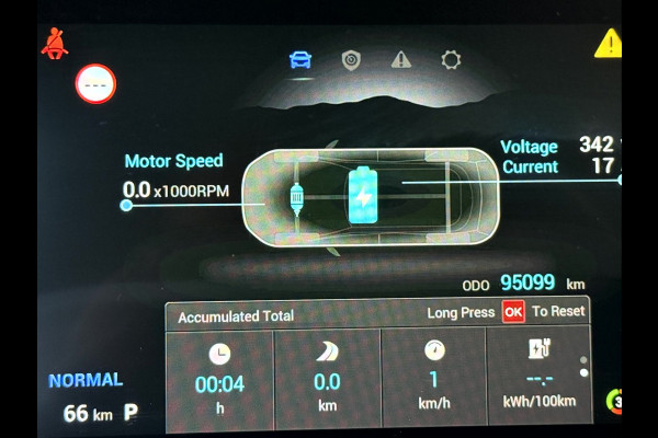 MG Mg zs ev EV Long Range Luxury 70 kWh SOH 92,4%, Panoramadak, Leer, 360 camera