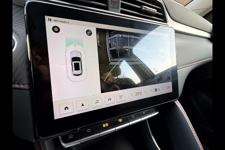 MG Mg zs ev EV Long Range Luxury 70 kWh SOH 92,4%, Panoramadak, Leer, 360 camera