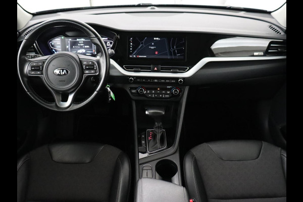 Kia Niro 1.6 GDi Hybrid ExecutiveLine | Schuifdak | Trekhaak | Adaptive cruise | Camera | Half leder | Navigatie | Carplay | Climate control