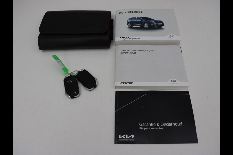 Kia Niro 1.6 GDi Hybrid ExecutiveLine | Schuifdak | Trekhaak | Adaptive cruise | Camera | Half leder | Navigatie | Carplay | Climate control