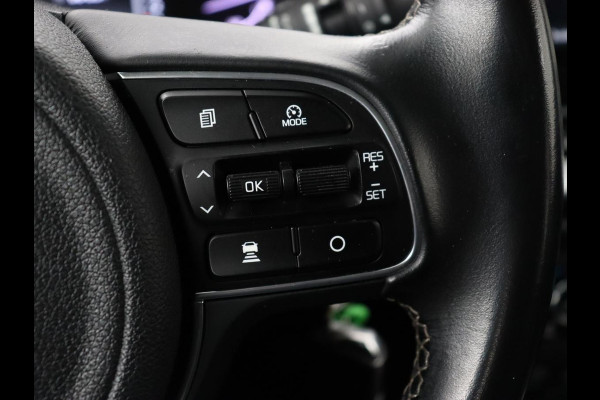 Kia Niro 1.6 GDi Hybrid ExecutiveLine | Schuifdak | Trekhaak | Adaptive cruise | Camera | Half leder | Navigatie | Carplay | Climate control