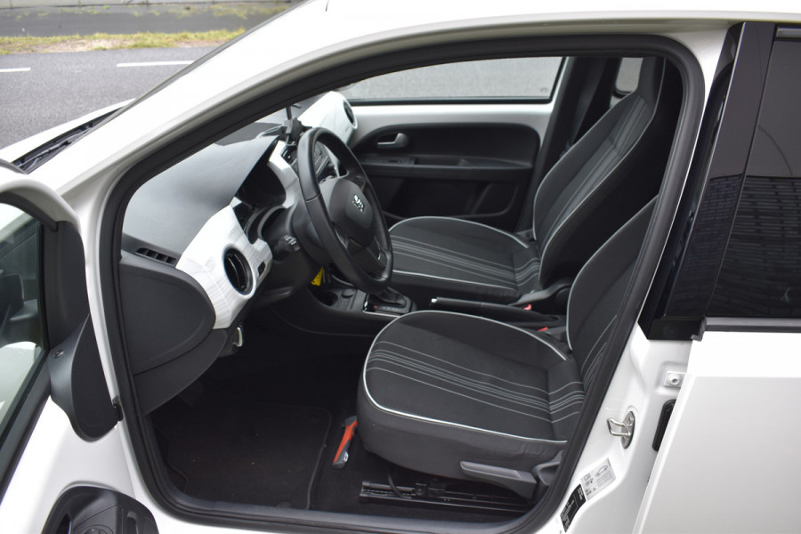 Seat Mii Electric electric Plus 2-color  Automaat Parkeer sensoren Stoelverwarming voorruit verwarming 1e eigenaar N.A.P.