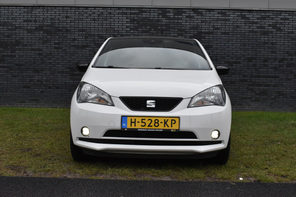 Seat Mii Electric electric Plus 2-color  Automaat Parkeer sensoren Stoelverwarming voorruit verwarming 1e eigenaar N.A.P.
