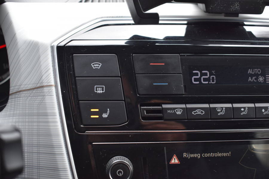 Seat Mii Electric electric Plus 2-color  Automaat Parkeer sensoren Stoelverwarming voorruit verwarming 1e eigenaar N.A.P.