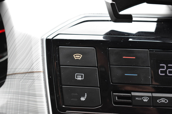 Seat Mii Electric electric Plus 2-color  Automaat Parkeer sensoren Stoelverwarming voorruit verwarming 1e eigenaar N.A.P.