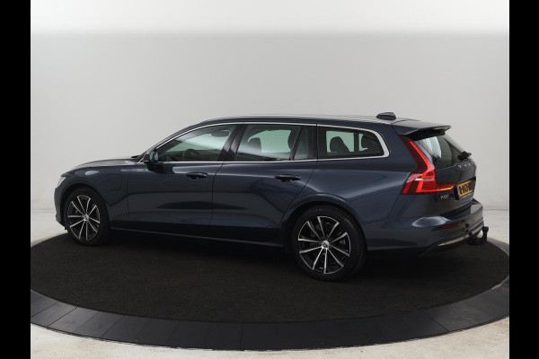Volvo V60 2.0 T6 Plug-in hybrid AWD Core Bright | Trekhaak | Achterbankverwarming | Adaptive cruise | Carplay | Stoelverwarming | Climate control | Keyless | Parkeerhulp | PHEV | Plug In