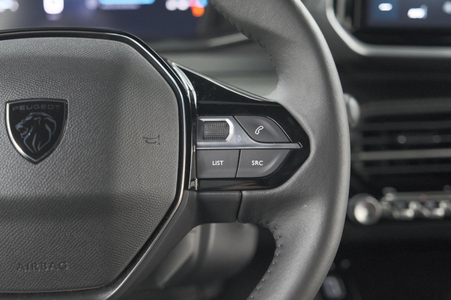 Peugeot 2008 PureTech 100 Allure | Camera | Navigatie | Parkeersensoren | Apple Carplay