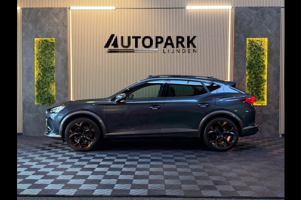 CUPRA Formentor 1.4 e-Hybrid VZ Performance |PANORAMADAK|360CAM|MEMORYSEATS|KEYLESS|CARPLAY|DEALER ONDERHOUDEN|TREKHAAK|245PK|VOL!