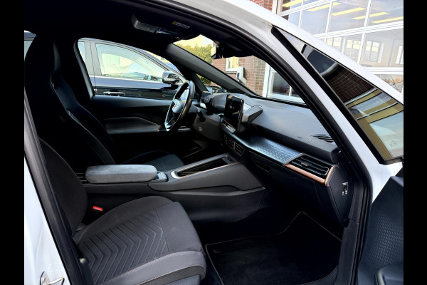 CUPRA Born Adrenaline One 62 kWh SOH 93.3% Camera, 19''Lmv, Carplay/Android