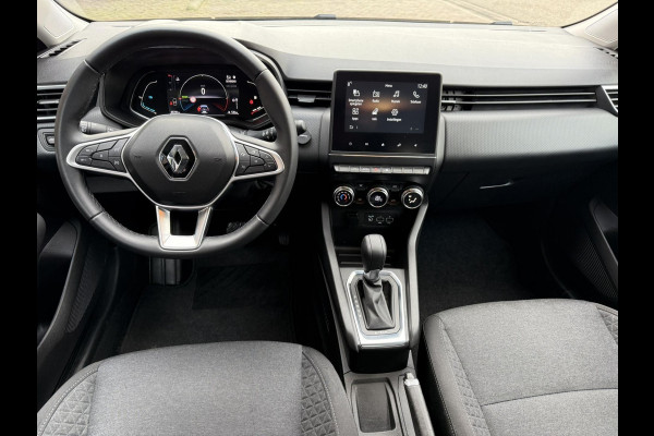 Renault Clio 1.6 E-Tech Hybrid 140 / Apple-Carplay - Android / ALL-Season / 1e Eigenaar / NED-Clio / PDC incl. weergave