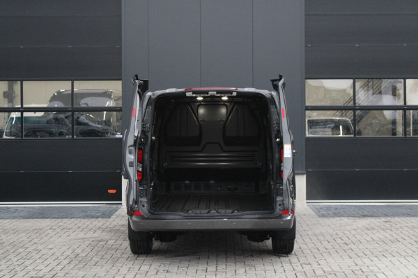 Ford Transit Custom 320 2.0 TDCI L2H1 Limited 150pk - Adaptive Cruise - Verwarmd stuur - Blind spot - Navigatie - Camera - Draadloos laden - Rijklaa
