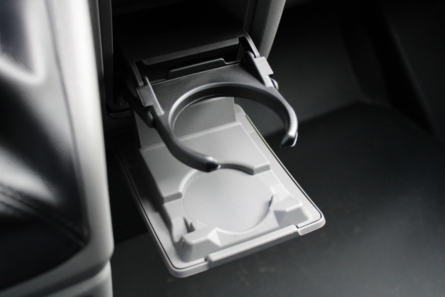 Ford Transit Custom 320 2.0 TDCI L2H1 Limited 150pk - Adaptive Cruise - Verwarmd stuur - Blind spot - Navigatie - Camera - Draadloos laden - Rijklaa