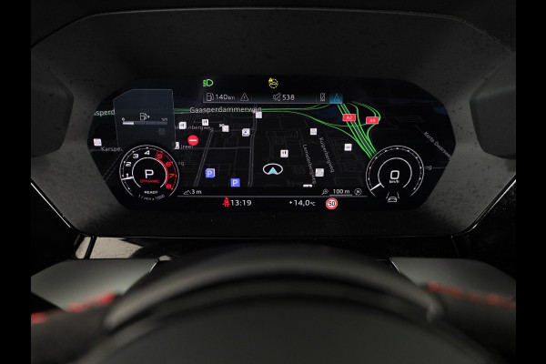 Audi RS 3 Limousine 2.5 TFSI quattro 400pk | Panoramadak | 3-spaaks sport afgevlakt stuurwiel | Adaptief onderstel | SONOS Premium 3D Audio