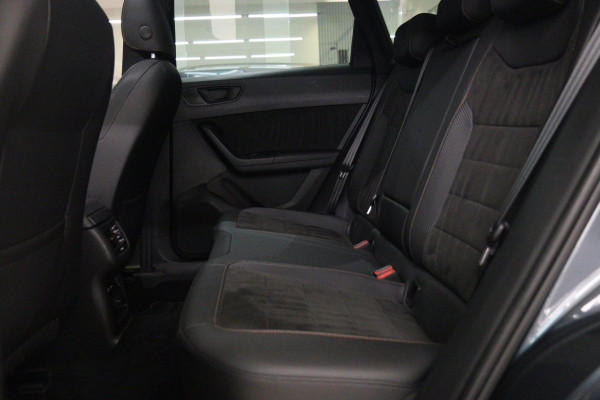 CUPRA Ateca 2.0 TSI 4DRIVE CUPRA PANO/BEATS/360CAM/CARPLAY/BOMVOLL