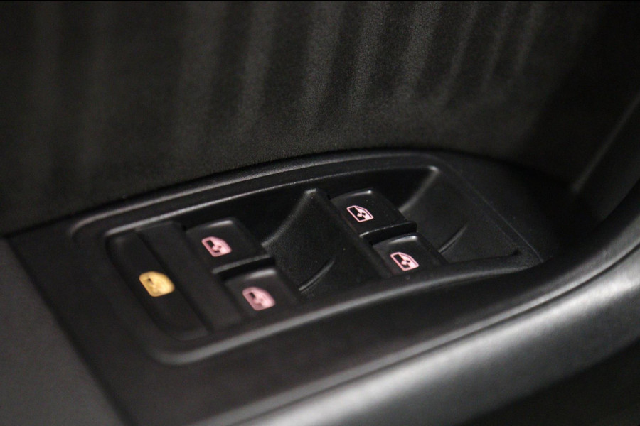 CUPRA Ateca 2.0 TSI 4DRIVE CUPRA PANO/BEATS/360CAM/CARPLAY/BOMVOLL