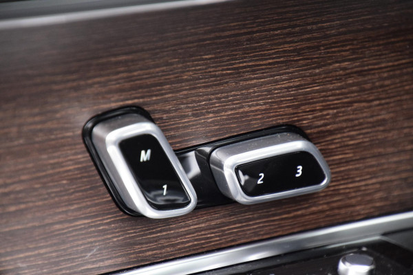 Land Rover Range Rover P460e HSE PHEV | 4 Wheel Steering | Soft Close | 23 SV''