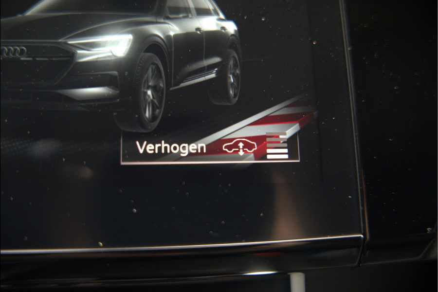 Audi e-tron 50 quattro Business edition Plus 71 kWh | Black Edition | Panoramadak | Camera | Memory Seats | Luchtvering | Adaptive Cruise Control | Keyless | Matrix LED | Leder | Stoelverwarming | NAP |