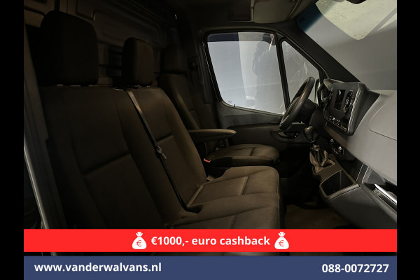 Mercedes-Benz Sprinter 317 CDI 170pk L3H2 Euro6 Airco | Apple Carplay | 360 Graden Camera | Navigatie Android Auto, Cruisecontrol, Chauffeursstoel, Parkeersensoren, Stoelverwarming, Bijrijdersbank