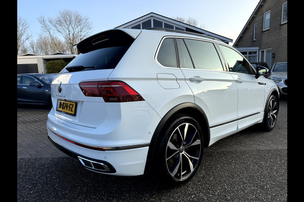 Volkswagen Tiguan 1.5 TSI R-Line Business+ 20''Lmv, Trekhaak, Stoelverwarming
