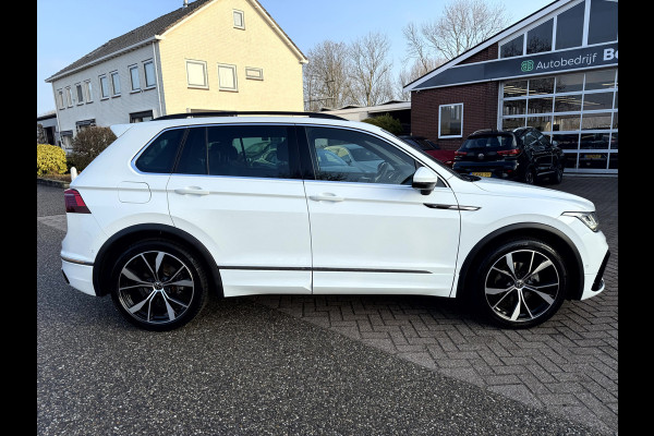 Volkswagen Tiguan 1.5 TSI R-Line Business+ 20''Lmv, Trekhaak, Stoelverwarming