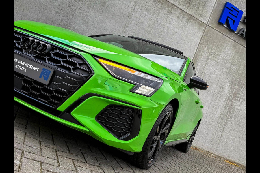 Audi A3 Sportback 45TFSI e 245pk S-Tronic Competition S Edition S-Line 1e Eig|Audi Exclusive|Pano|Kuipstoelen|360°|Ambiance|Matrix