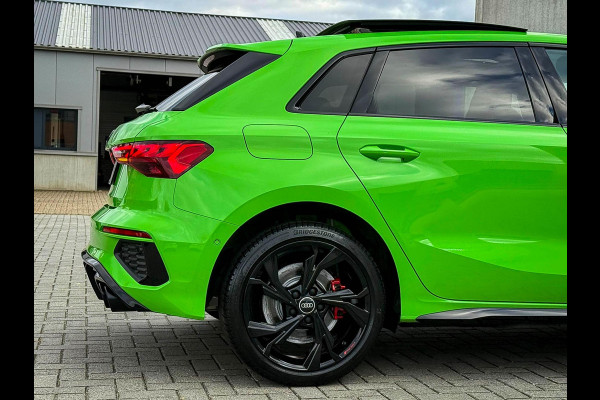Audi A3 Sportback 45TFSI e 245pk S-Tronic Competition S Edition S-Line 1e Eig|Audi Exclusive|Pano|Kuipstoelen|360°|Ambiance|Matrix