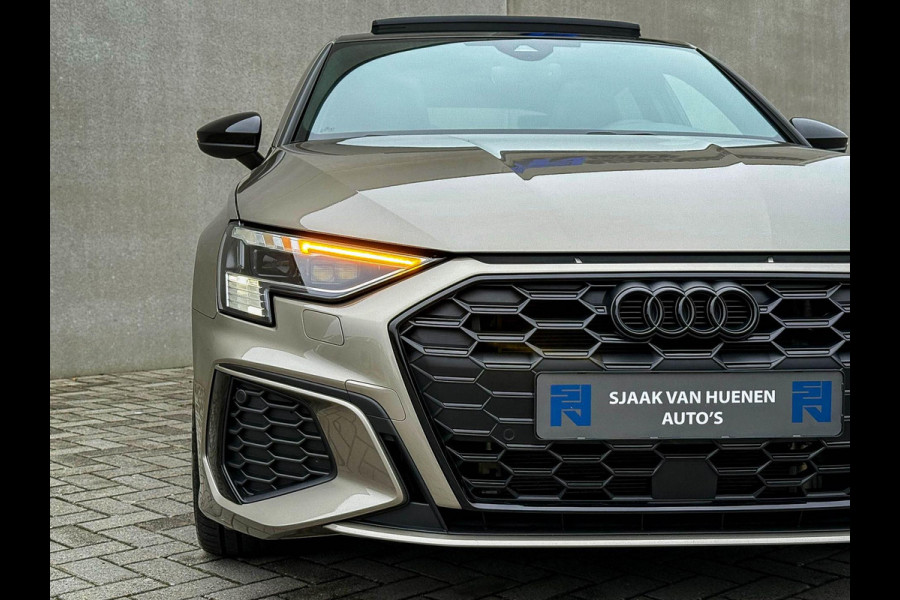 Audi A3 Sportback 45TFSI e PHEV S Edition S line Competition 245pk S-Tronic! 1e|Panoramadak|Virtual Cockpit|Supersport Kuipstoelen
