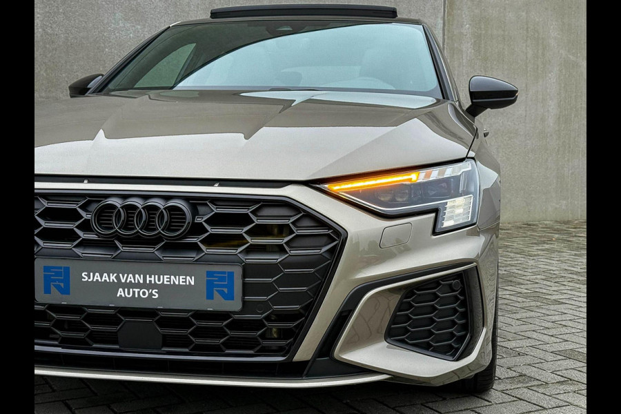 Audi A3 Sportback 45TFSI e PHEV S Edition S line Competition 245pk S-Tronic! 1e|Panoramadak|Virtual Cockpit|Supersport Kuipstoelen