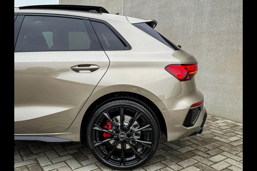 Audi A3 Sportback 45TFSI e PHEV S Edition S line Competition 245pk S-Tronic! 1e|Panoramadak|Virtual Cockpit|Supersport Kuipstoelen