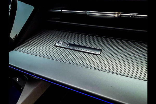 Audi A3 Sportback 45TFSI e PHEV S Edition S line Competition 245pk S-Tronic! 1e|Panoramadak|Virtual Cockpit|Supersport Kuipstoelen