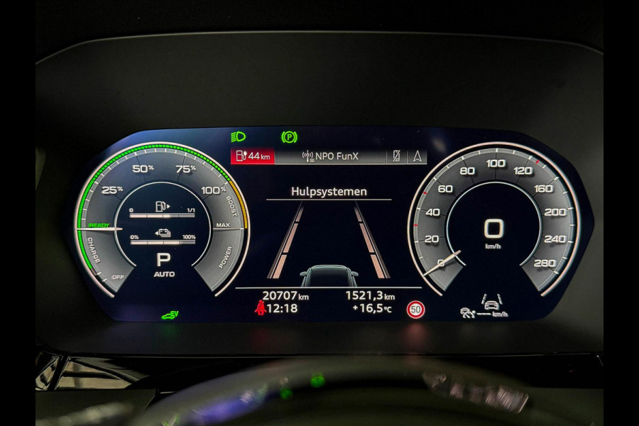 Audi A3 Sportback 45TFSI e PHEV S Edition S line Competition 245pk S-Tronic! 1e|Panoramadak|Virtual Cockpit|Supersport Kuipstoelen