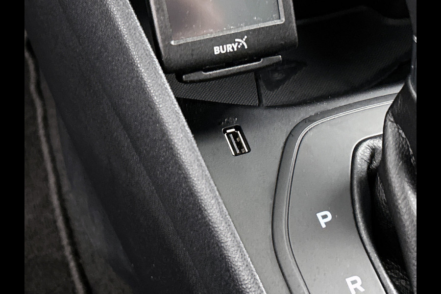 Ford Fiesta 1.0 EcoBoost Connected(NL-auto, Goed OnderH, Navi, Parkeersensoren, Airco, etc)