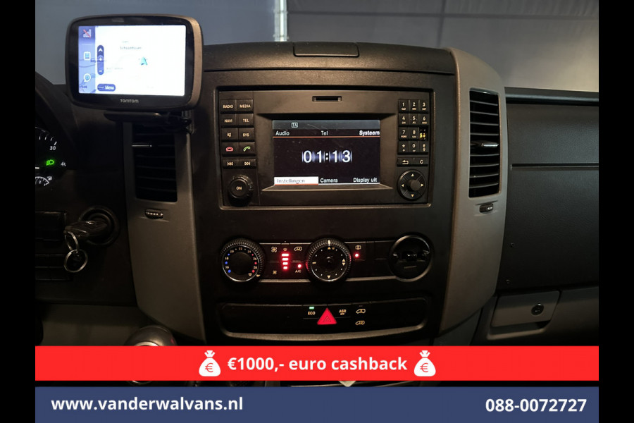 Mercedes-Benz Sprinter 316 CDI 163 pk L2H2 Euro6 Airco | Omvormer | Camera | 2800kg Trekhaak Cruisecontrol, Chauffeursstoel