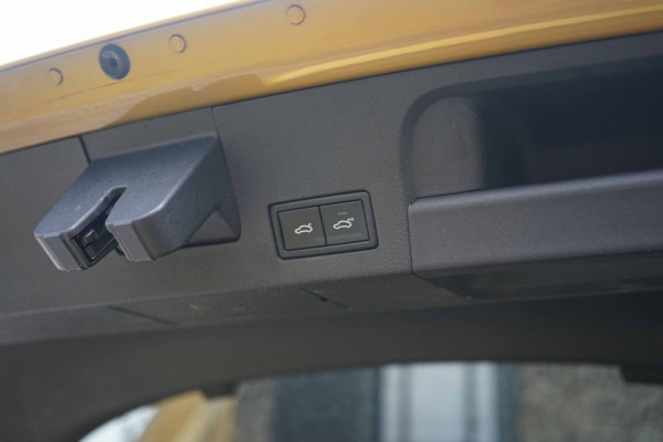 Volkswagen Arteon 1.5 TSI 3x R-LINE Panorama Automaat