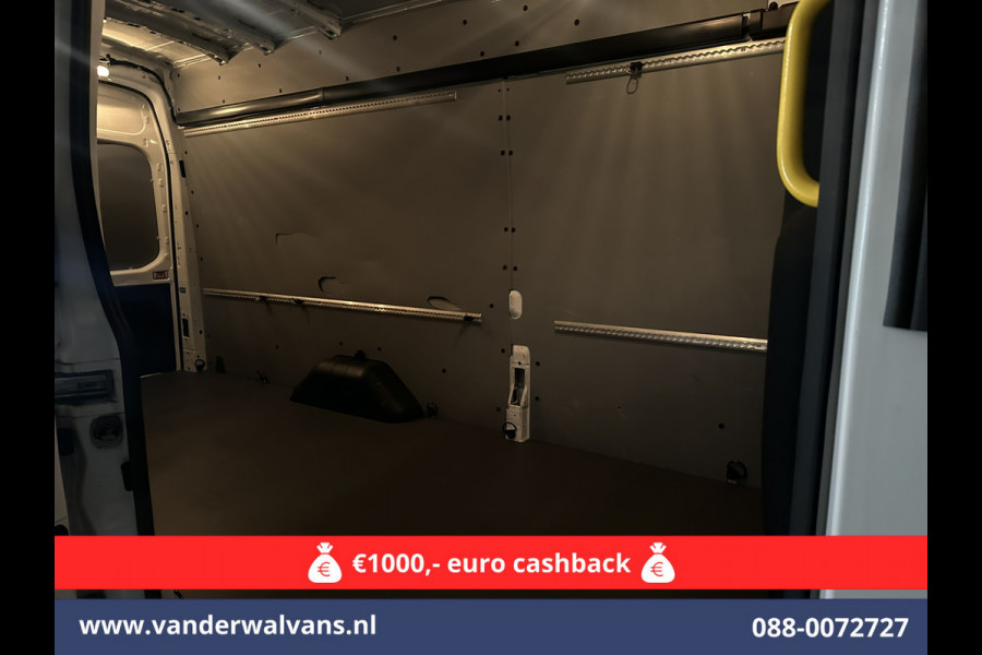 Ford Transit 2.0 TDCI 131pk L4H3 Jumbo Euro6 Airco | Camera | Navigatie | Cruisecontrol | Parkeersensoren | Apple Carplay Android Auto, Bijrijdersbank, 2800kg trekvermogen