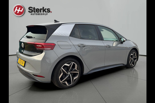 Volkswagen ID.3 First Plus SOH 92% TREKHAAK 19 " LM VELGEN ACHTERUITRIJCAMERA STOELVERWARMING