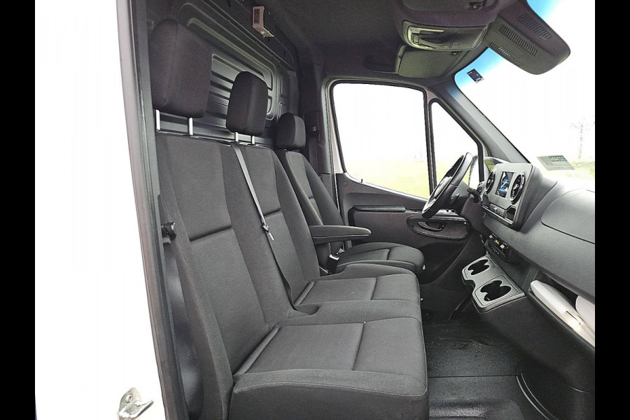Mercedes-Benz Sprinter 315 L3H2 Automaat Mbux Airco Adaptieve Cruise Camera Trekhaak Euro6 150 PK!
