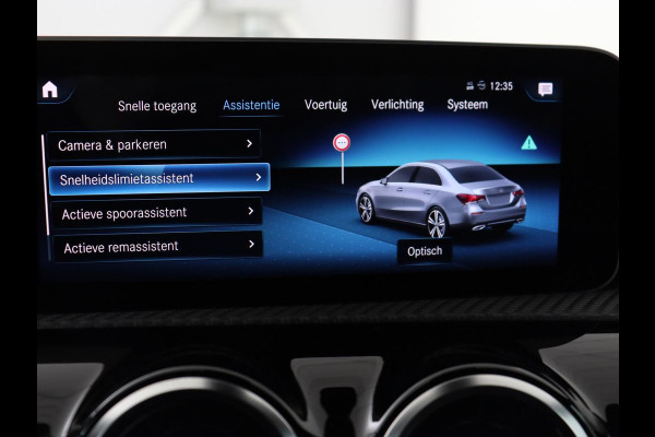 Mercedes-Benz A-Klasse 200 Business Solution | Stoelverwarming | Carplay | Half leder | Camera | Widescreen | Full LED | DAB | Park Assist | Cruise control | Bluetooth | Climate control