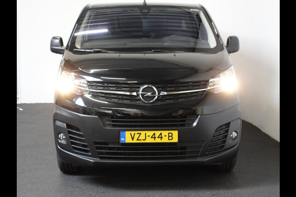 Opel Vivaro 2.0 CDTI 145 pk L3H1 Edition 3-zits Automaat Airco Navigatie Bluetooth Trekhaak