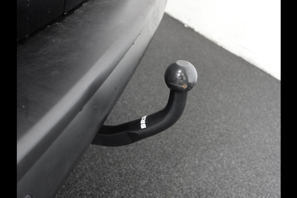 Opel Vivaro 2.0 CDTI 145 pk L3H1 Edition 3-zits Automaat Airco Navigatie Bluetooth Trekhaak