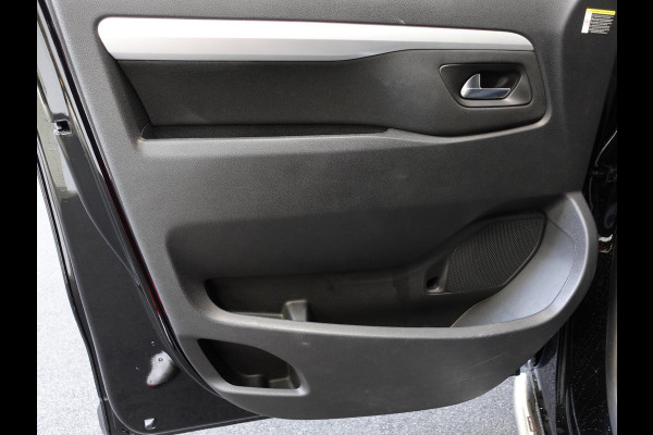 Opel Vivaro 2.0 CDTI 145 pk L3H1 Edition 3-zits Automaat Airco Navigatie Bluetooth Trekhaak