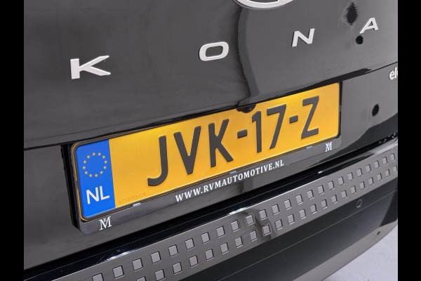 Hyundai KONA ELECTRIC Comfort Smart 65.4 kWh | Longrange | 3-Fase Lader | Warmtepomp | Dealeronderhouden | Fabrieksgarantie Hyundai tot 2029 | Elektrische Achterklep | Stoel & Stuurverwarming | Afnembare Trekhaak | Rijklaar Geleverd