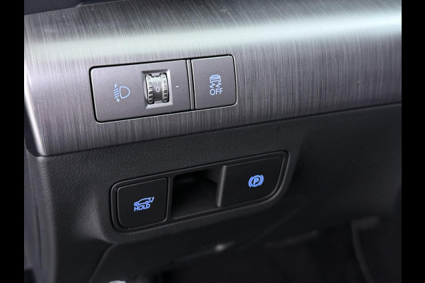 Hyundai KONA ELECTRIC Comfort Smart 65.4 kWh | Longrange | 3-Fase Lader | Warmtepomp | Dealeronderhouden | Fabrieksgarantie Hyundai tot 2029 | Elektrische Achterklep | Stoel & Stuurverwarming | Afnembare Trekhaak | Rijklaar Geleverd