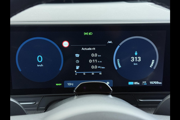 Hyundai KONA ELECTRIC Comfort Smart 65.4 kWh | Longrange | 3-Fase Lader | Warmtepomp | Dealeronderhouden | Fabrieksgarantie Hyundai tot 2029 | Elektrische Achterklep | Stoel & Stuurverwarming | Afnembare Trekhaak | Rijklaar Geleverd