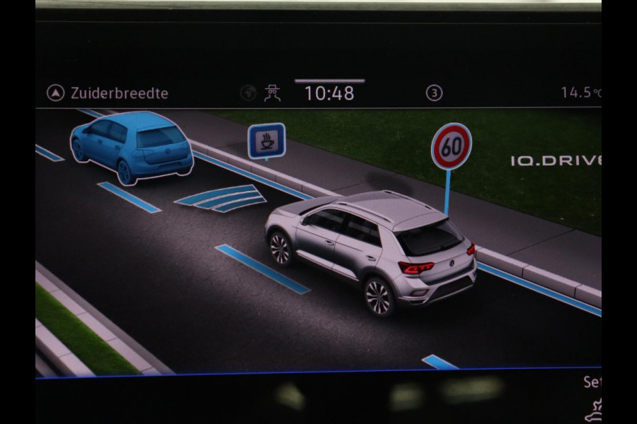 Volkswagen T-Roc 1.5 TSI Life Business | Stoelverwarming | Camera | Virtual Cockpit | Carplay | Full LED | Adaptive cruise | Navigatie | Park Assist | Climate control | DAB | Bluetooth